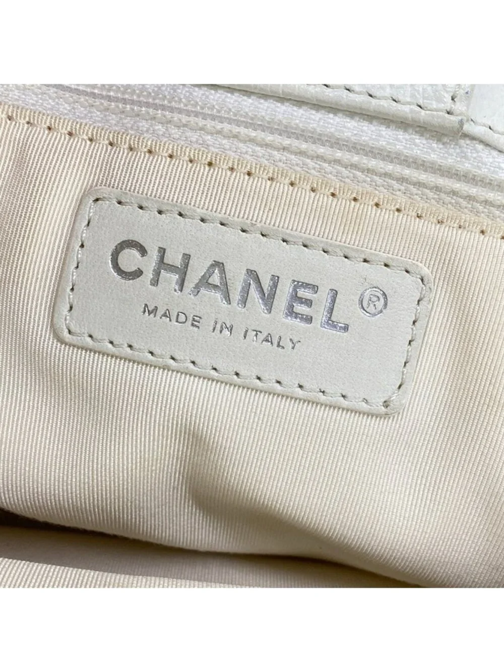 Chanel Tote Executive Line White Silver Leather
